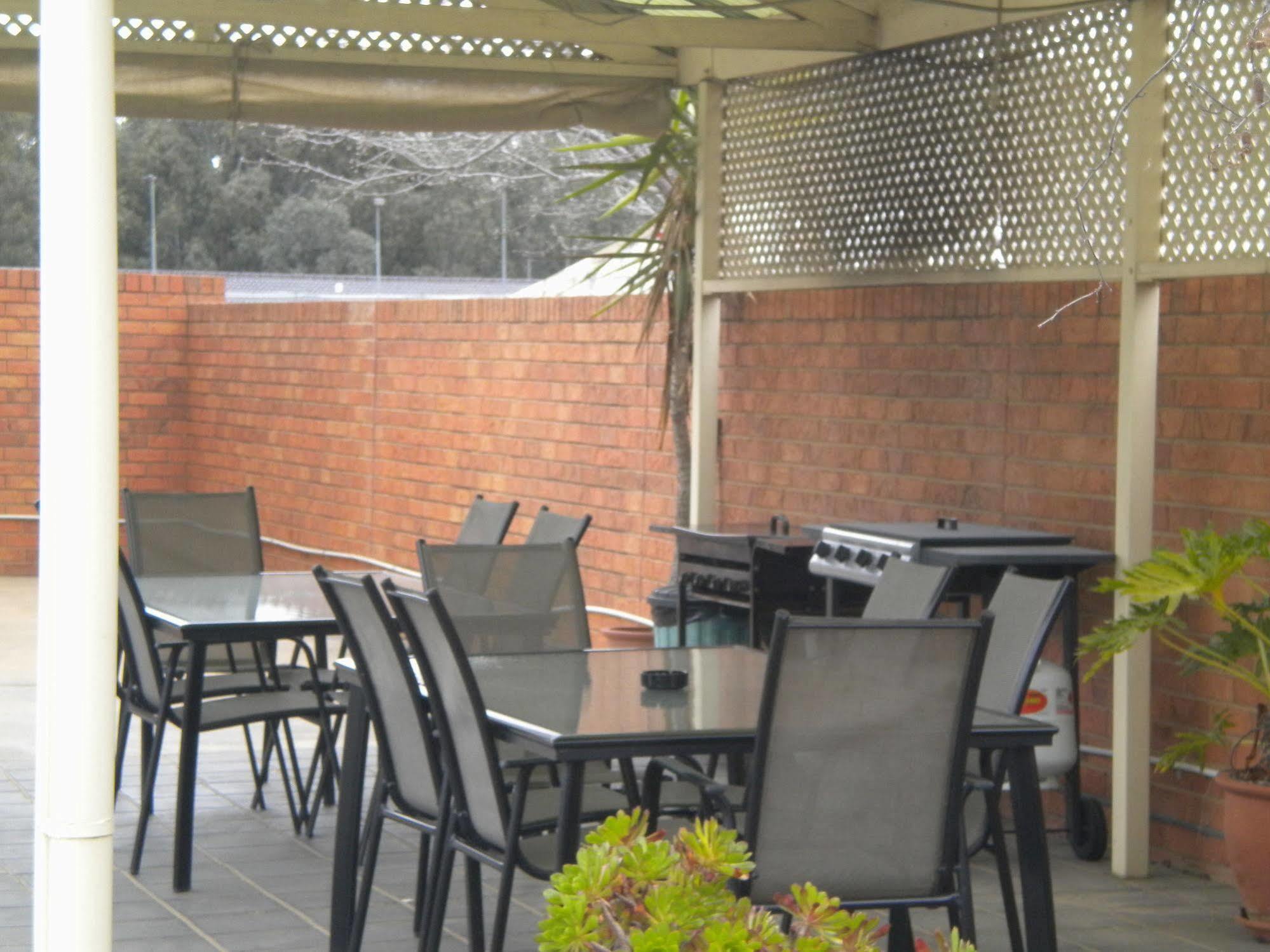 Moama Central Motel Echuca Esterno foto