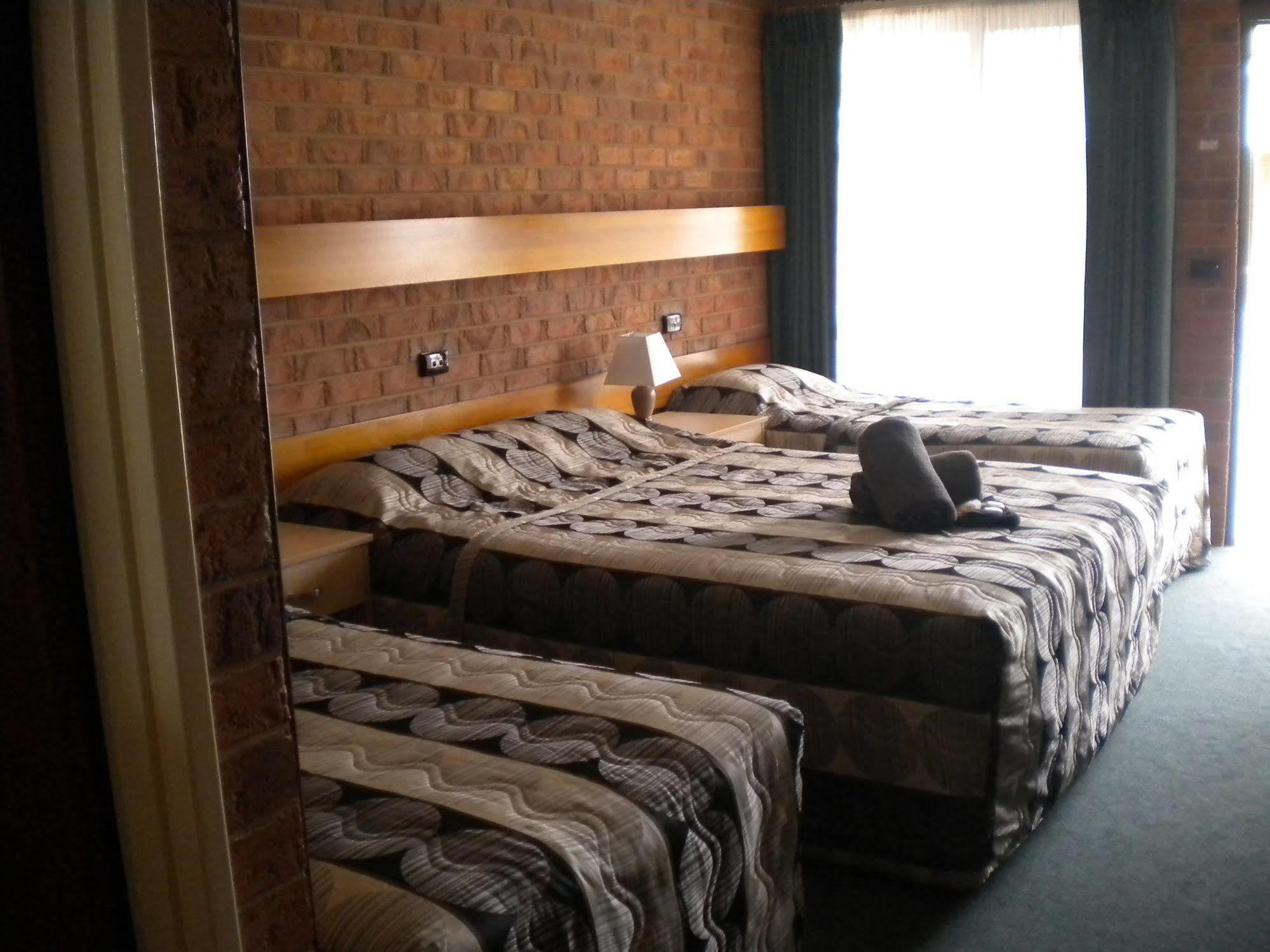Moama Central Motel Echuca Esterno foto